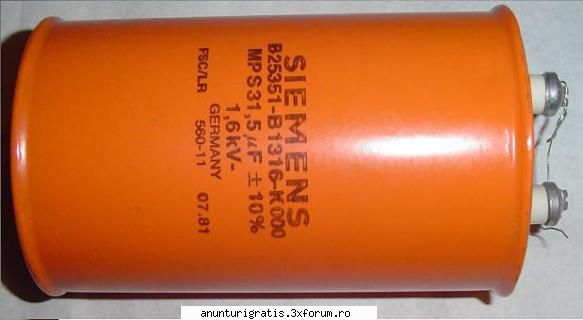 :
31,5uf /1600v ;  20uf/400v,  total( 2 + 3) : 47 ;68 ;75 ;82 ;100 ;140 ;150 ;180 ;205 ;220 ;226